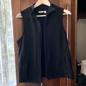 CROFT & BORROW | Black Cotton Blend Sleeveless Zip Vest